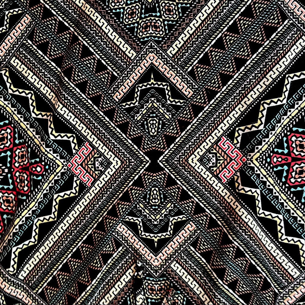 Patterned Maxi skirt - Picture 4 of 6